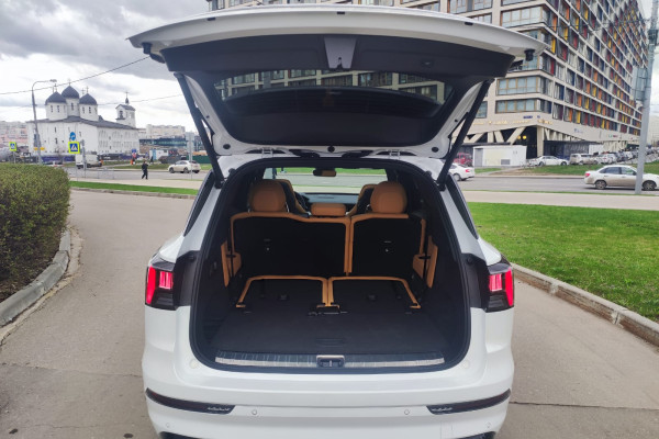 2023 Lynk & Co 09 с пробегом 20 км