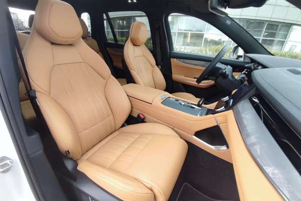 2023 Lynk & Co 09 с пробегом 20 км