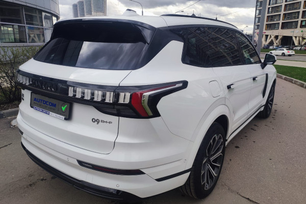 2023 Lynk & Co 09 с пробегом 20 км