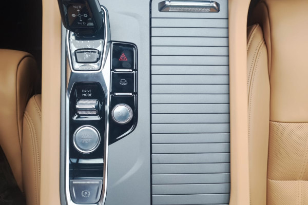 2023 Lynk & Co 09 с пробегом 20 км