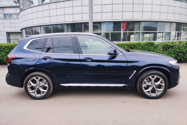 2022 BMW X3 с пробегом 10 200 км