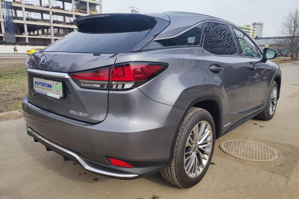 2019 Lexus RX с пробегом 28 500 км