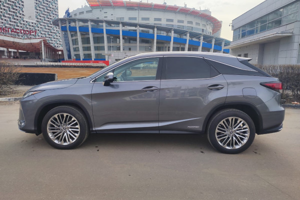 2019 Lexus RX с пробегом 28 500 км