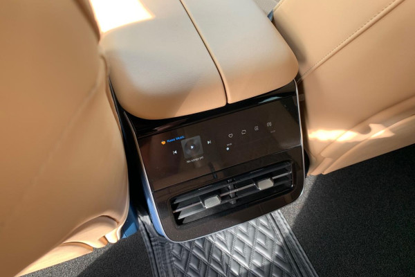 2023 Voyah Free с пробегом 20 км