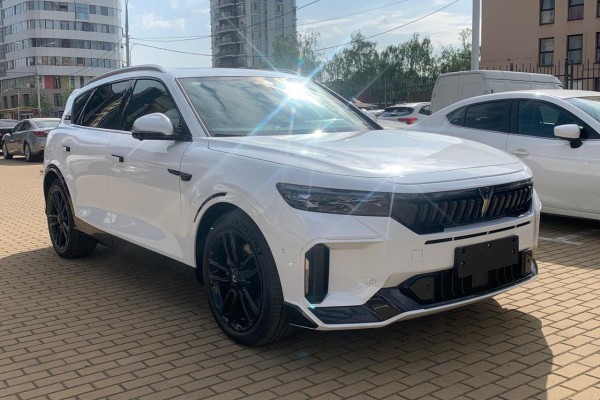 2023 Voyah Free с пробегом 20 км