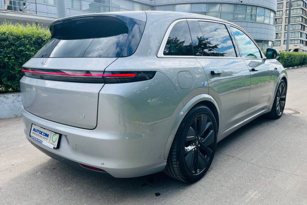 2024 LiXiang L7 с пробегом 20 км