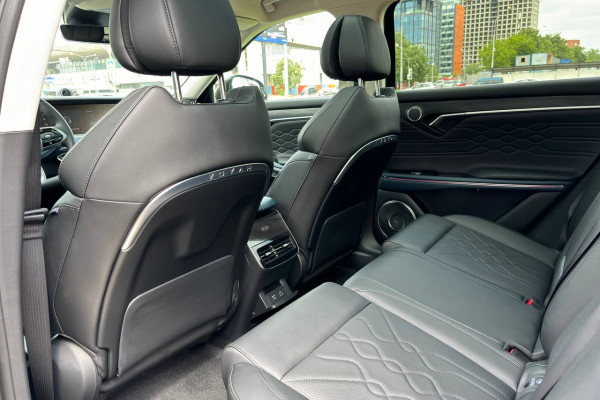 2023 Voyah Free без пробега