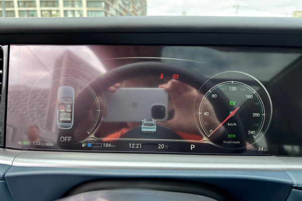 2023 Voyah Free без пробега