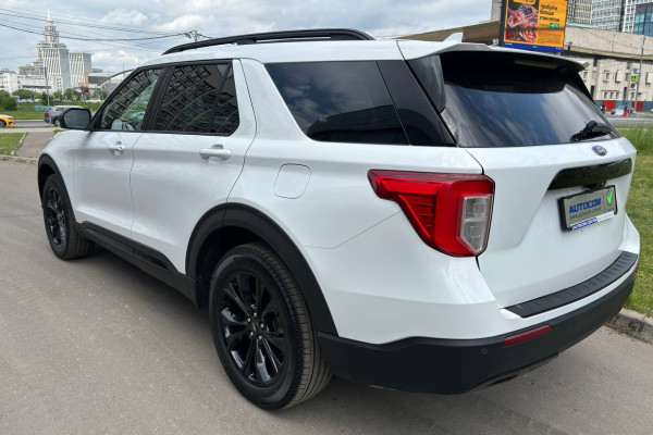 2020 Ford Explorer с пробегом 37 800 км