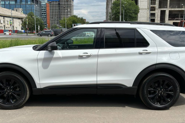 2020 Ford Explorer с пробегом 37 800 км