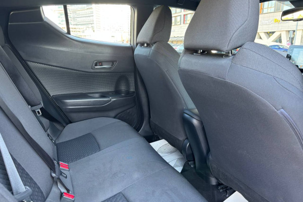 2021 Toyota C-HR с пробегом 44 000 км