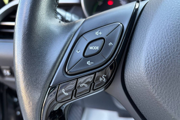 2021 Toyota C-HR с пробегом 44 000 км
