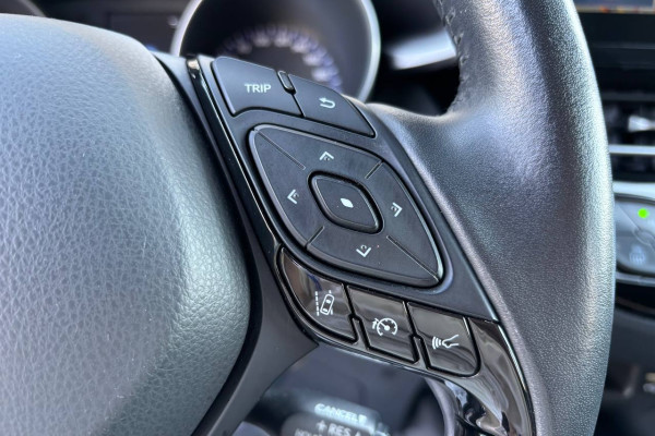 2021 Toyota C-HR с пробегом 44 000 км
