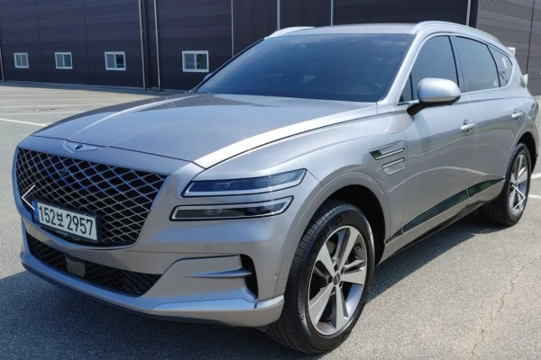 2021 Genesis GV80 с пробегом 46 900 км