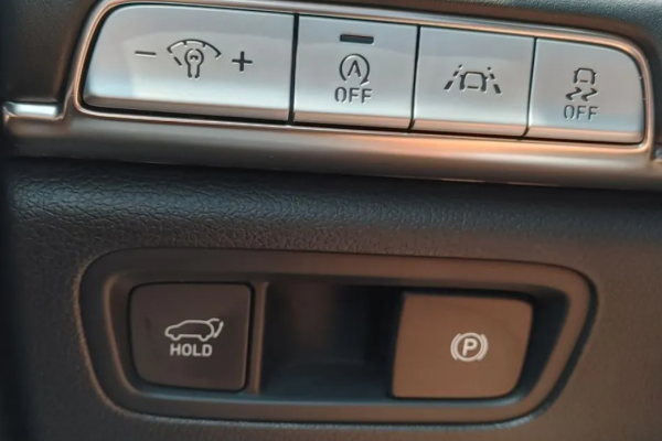 2021 Genesis GV80 с пробегом 46 900 км