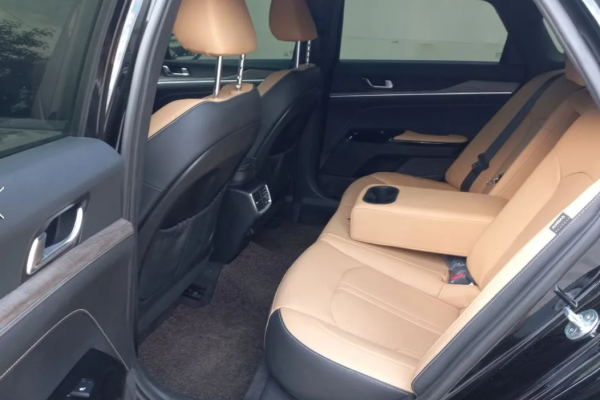 2020 Kia K5 с пробегом 52 141 км