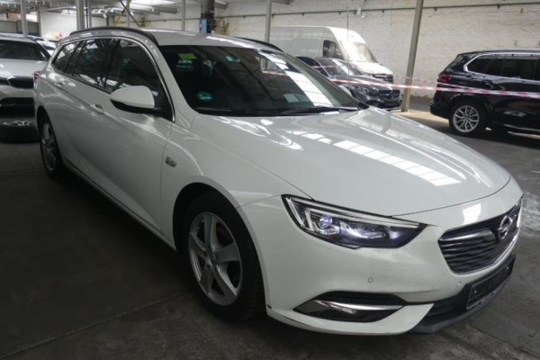 2020 Opel Insignia с пробегом 83 826 км