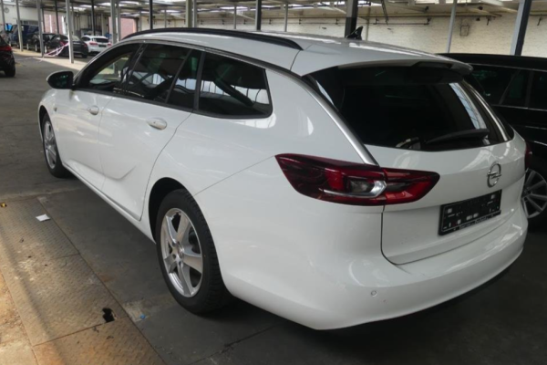 2020 Opel Insignia с пробегом 83 826 км