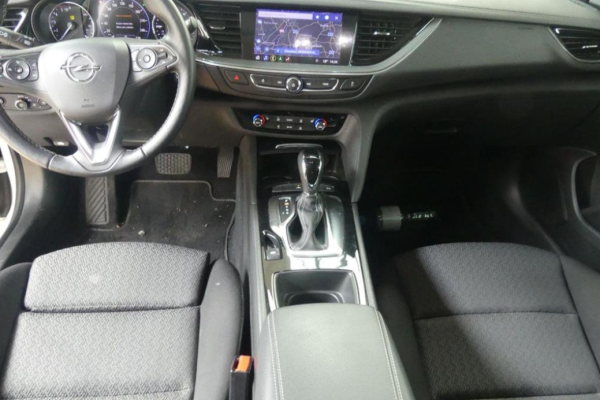 2020 Opel Insignia с пробегом 83 826 км