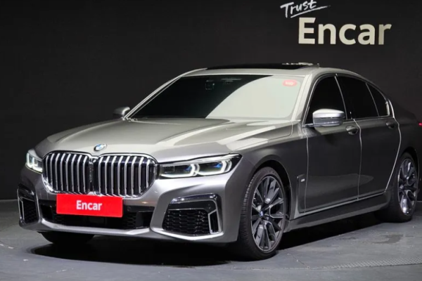 2020 BMW 7 серии с пробегом 70 000 км