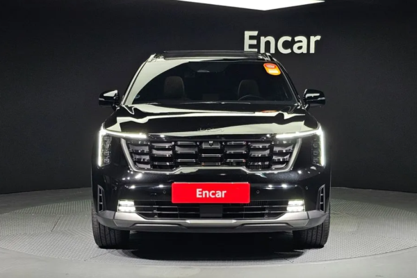 2023 Kia Sorento с пробегом 6 035 км