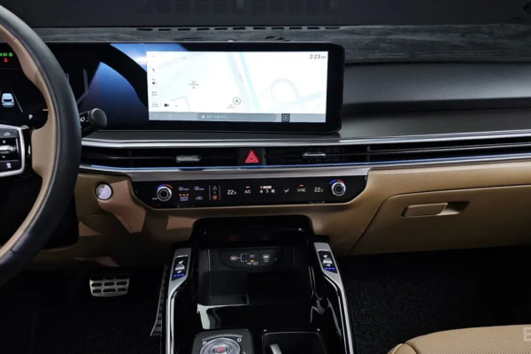 2023 Kia Sorento с пробегом 6 035 км