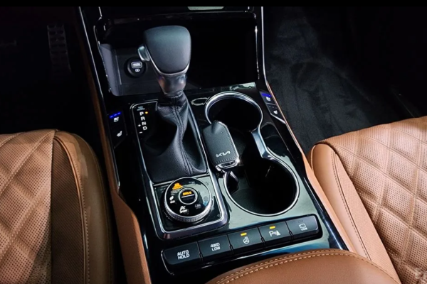 2023 Kia Mohave с пробегом 9 610 км