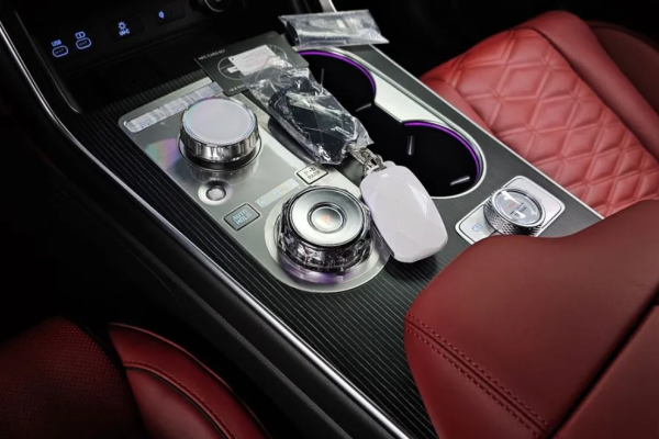 2023 Genesis GV80 Coupe с пробегом 4 136 км