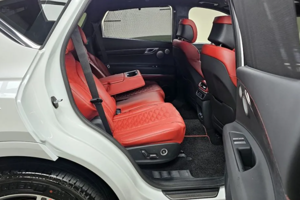 2023 Genesis GV80 Coupe с пробегом 4 136 км