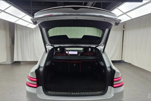 2023 Genesis GV80 Coupe с пробегом 4 136 км