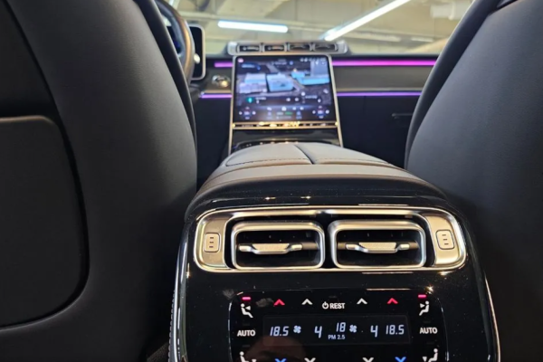2023 Mercedes-Benz S-Класс с пробегом 10 500 км