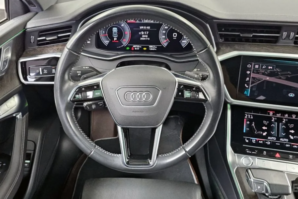 2020 Audi A7 с пробегом 40 733 км