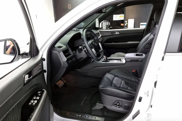 2023 SsangYong Rexton с пробегом 7 807 км