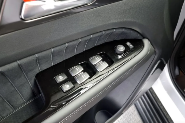 2023 SsangYong Rexton с пробегом 7 807 км