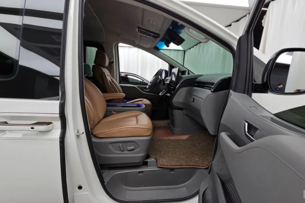 2023 Hyundai Staria с пробегом 22 344 км