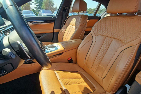 2021 BMW 7 серии с пробегом 23 028 км