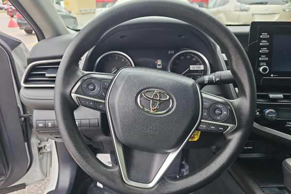 2021 Toyota Camry с пробегом 29 000 миль