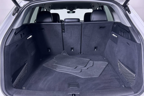 2020 Audi Q5 с пробегом 39 621 км