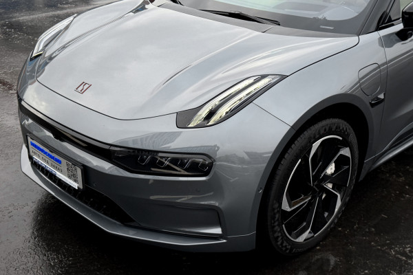 2023 Zeekr 001 с пробегом 20 км