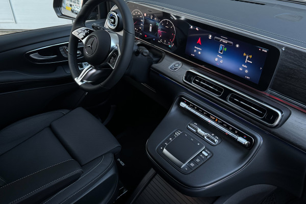 2024 Mercedes-Benz V-Класс с пробегом 10 км