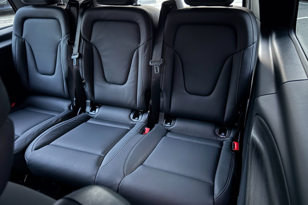 2024 Mercedes-Benz V-Класс с пробегом 10 км