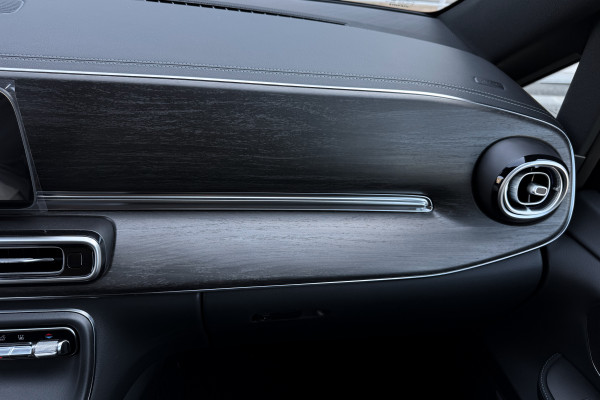 2024 Mercedes-Benz V-Класс с пробегом 10 км