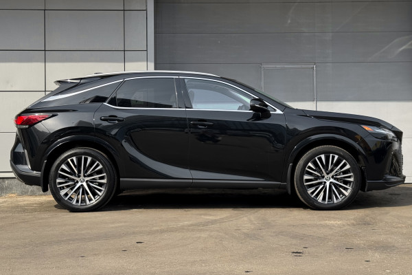 2023 Lexus RX с пробегом 40 088 км