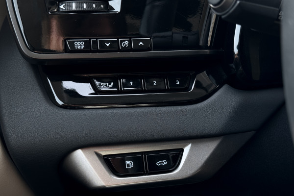 2023 Lexus RX с пробегом 40 088 км