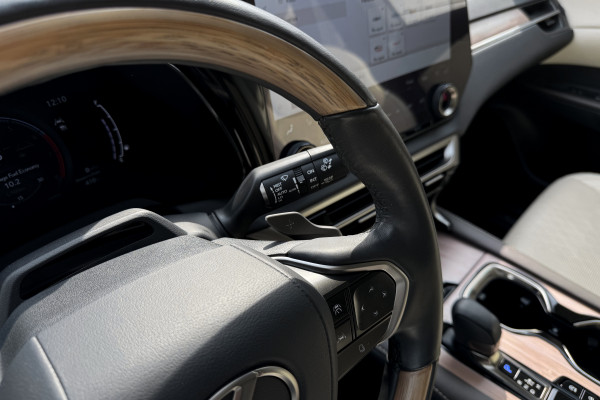 2023 Lexus RX с пробегом 40 088 км