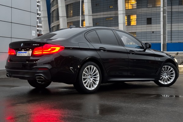 2018 BMW 5 серии с пробегом 120 289 км