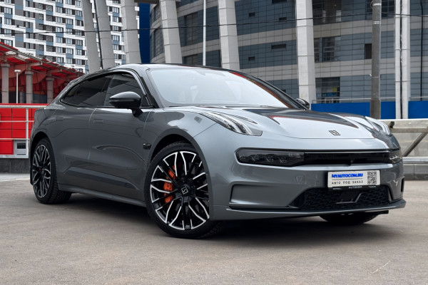 2023 Zeekr 001 с пробегом 26 605 км